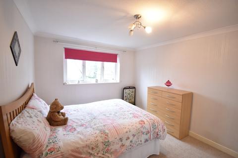 58 Appledore, Bracknell, RG12 8QZ