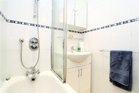 Flat 3, 31 Park Hill, London, W5 2JS