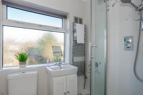 170 Gorseway, Romford, RM7 0SH