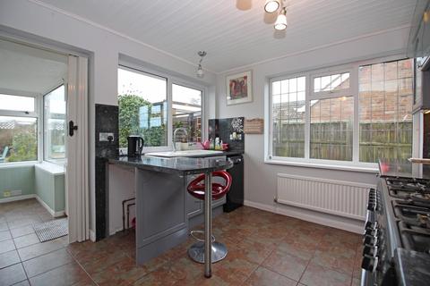 10 Lawn Close, Knapton, North Walsham, NR28 0SD