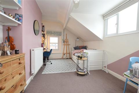 2 Graham Terrace, Leeds, LS4 2ND