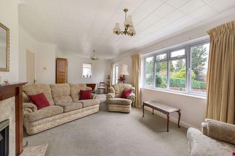 48 Ridgeway Crescent, Tonbridge, TN10 4NR