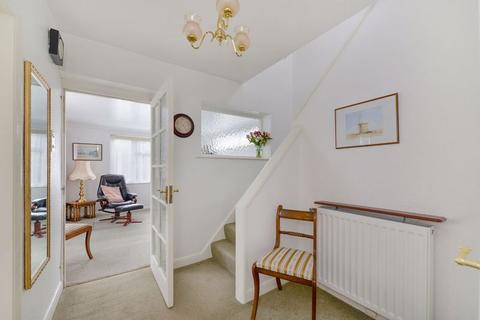 48 Ridgeway Crescent, Tonbridge, TN10 4NR