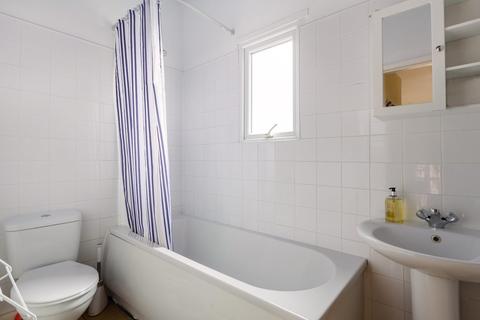 Riverside Cottage Clementhorpe, York, YO23 1AN