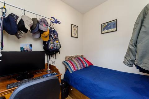 Riverside Cottage Clementhorpe, York, YO23 1AN