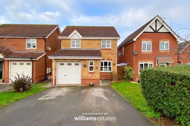 Ffordd Maes Yr Haf, Prestatyn 3 bed detached house £182,500