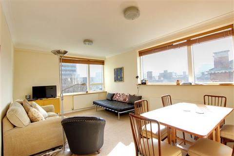 2 bedroom flat to rent, Millbank Court, 24 John Islip Street, Victoria, SW1P