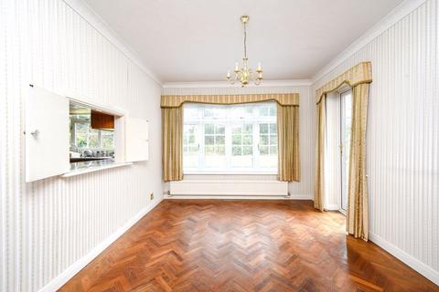 Kingswood Avenue Road, Cobham, KT11 3HW