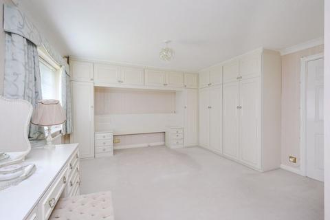 Kingswood Avenue Road, Cobham, KT11 3HW
