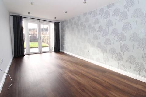 21 Chestnut Drive, Walsall, WS4 1NU