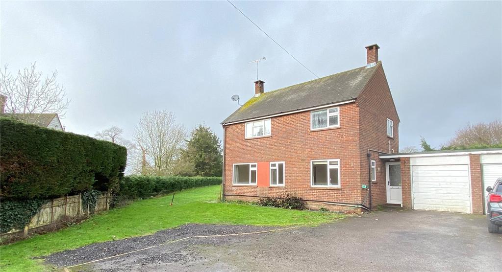 Halnaker, Chichester, West Sussex, PO18 3 bed detached house £1,600