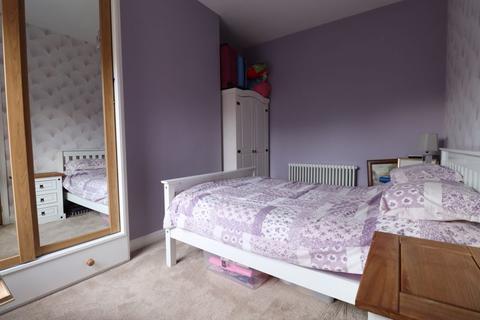 354 Ferry Road, Wirral, CH62 0AT