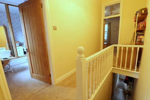 354 Ferry Road, Wirral, CH62 0AT