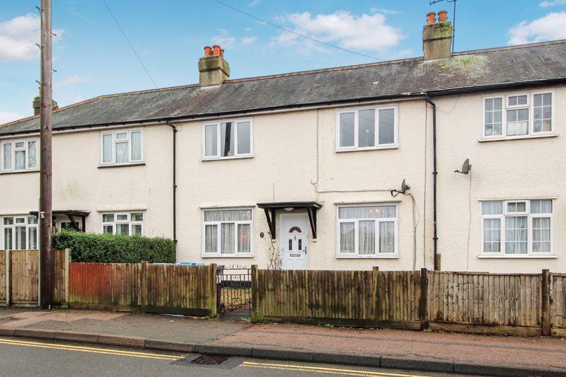 COULSDON ROAD, CATERHAM ON THE HILL 3 bed terraced house £395,000