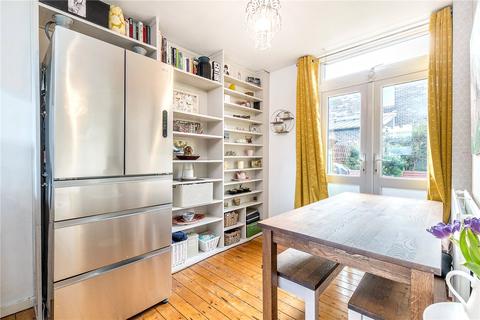 30 Deventer Crescent, London, SE22 8TJ