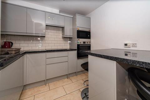 7, Claire Court Springfield Road, Cheshunt, Waltham Cross, EN8 8TD
