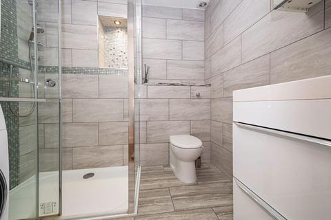 7, Claire Court Springfield Road, Cheshunt, Waltham Cross, EN8 8TD