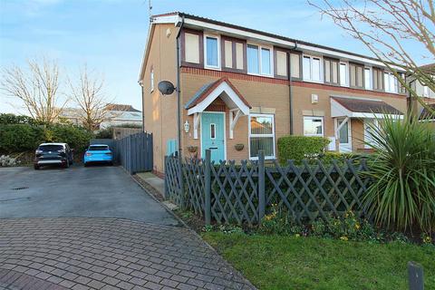 8 Bishop Blunt Close, Hessle, HU13 9NJ