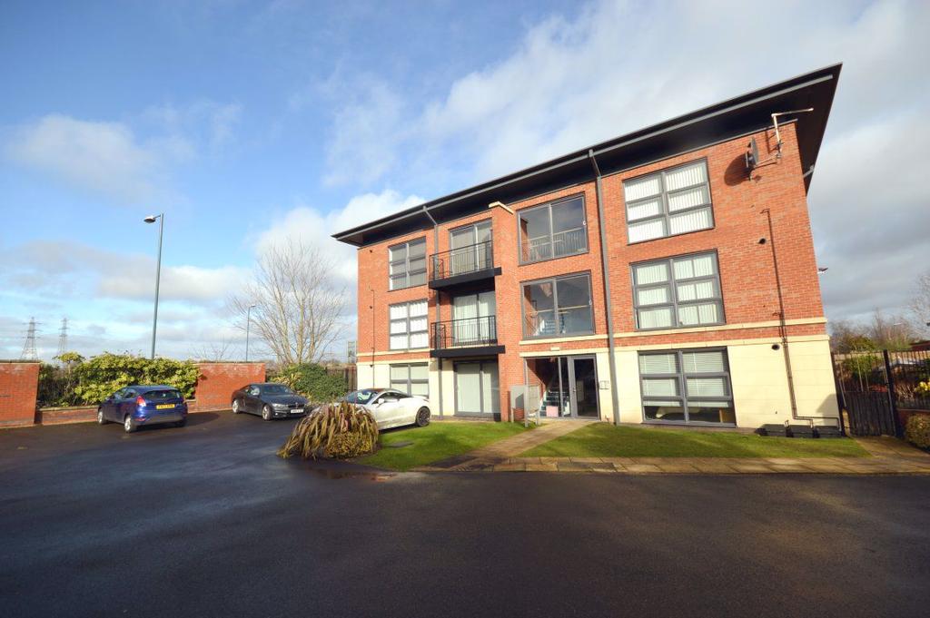 Deane Court, Wilford Place 2 bed apartment £800 pcm (£185 pw)