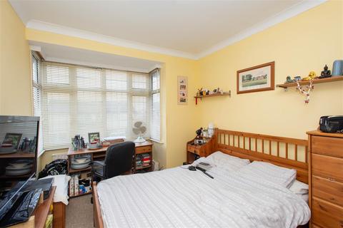 18 Lower Gravel Road, Bromley, BR2 8LT