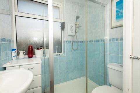 18 Lower Gravel Road, Bromley, BR2 8LT