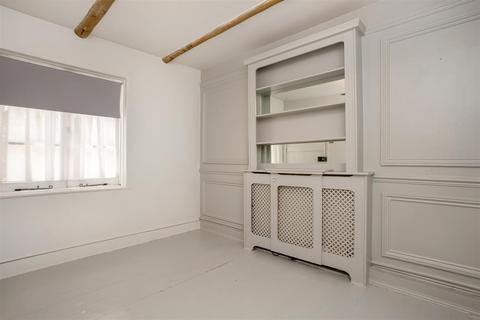 25 Oriental Road, Ascot, SL5 7AZ