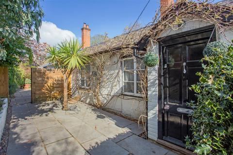25 Oriental Road, Ascot, SL5 7AZ