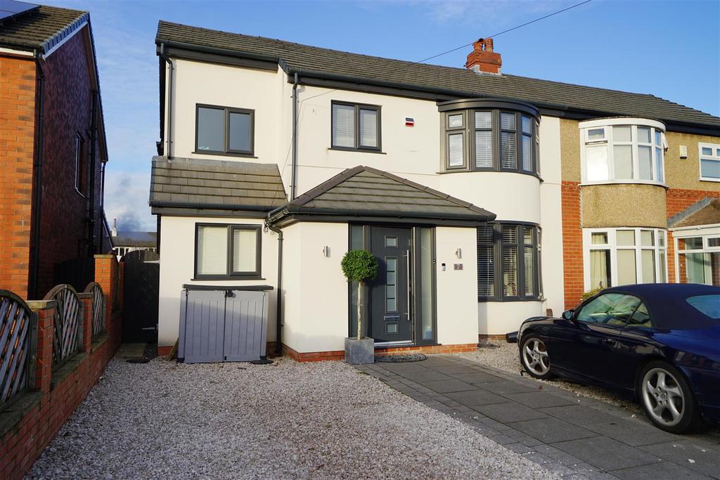 Braddyll Road, Over Hulton, Bolton 3 bed semidetached house £330,000