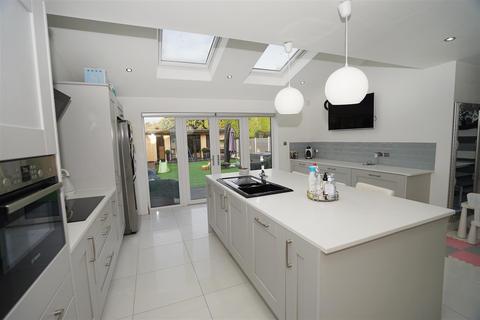 7 Braddyll Road, Bolton, BL5 1DY