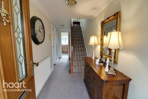 47 Clewley Drive, Wolverhampton, WV9 5LB