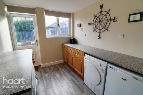 47 Clewley Drive, Wolverhampton, WV9 5LB