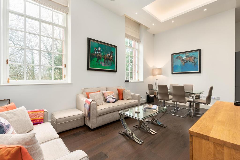 Star and Garter, Richmond, TW10 1 bed flat £2,250 pcm (£519 pw)