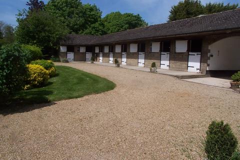 undefined, Lambourn, Hungerford RG17