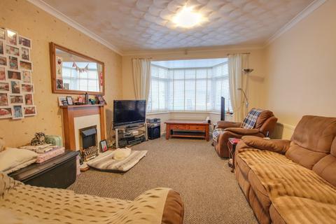 119 Bramley Crescent, Southampton, SO19 9LG
