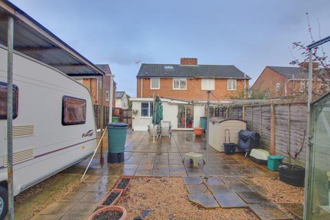 119 Bramley Crescent, Southampton, SO19 9LG