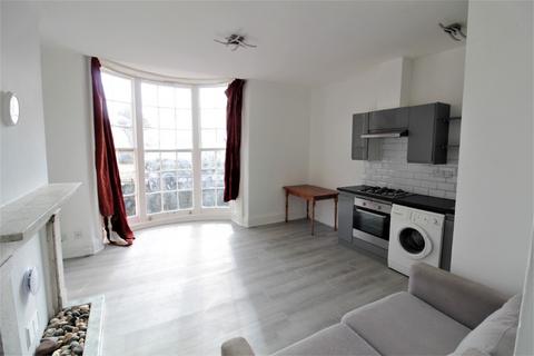 1 bedroom flat to rent, Regency Square, City Centre, Brighton, BN1