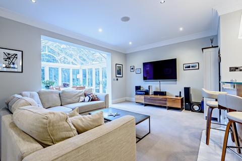 Treetops Knowle Grove, Virginia Water, GU25 4JB