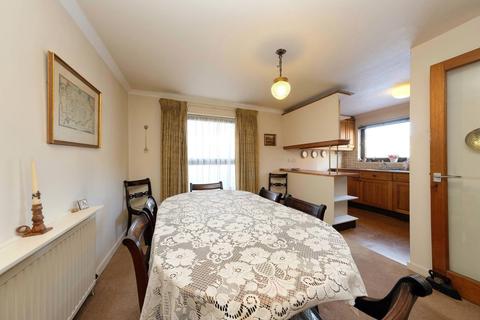 7 Beechmount Crescent, Edinburgh, EH12 5TU