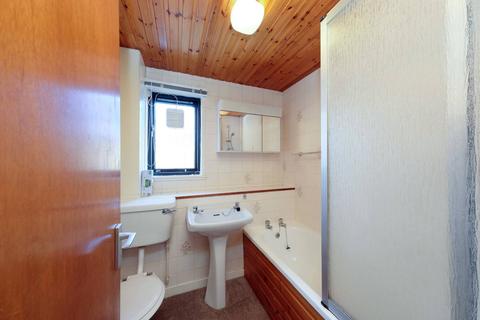 7 Beechmount Crescent, Edinburgh, EH12 5TU