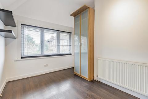 6 Somertrees Avenue, London, SE12 0BX