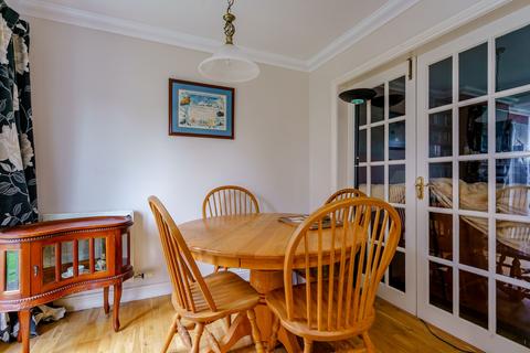 2b Dale Close, Hampsthwaite, Harrogate, HG3 2EQ