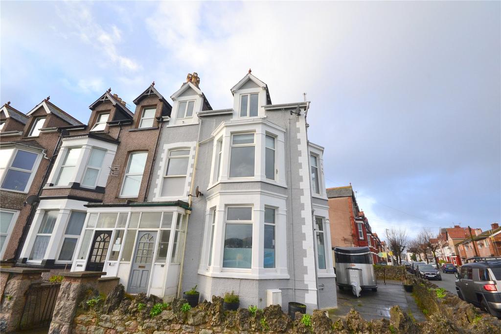 Nant Y Gamar Road, Craig Y Don, Llandudno, Conwy, LL30 1 bed apartment