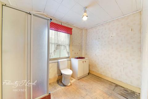 64 Adley Street, London, E5 0DZ