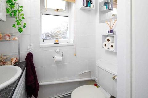 28 Cedar Road, Sturry, Canterbury, CT2 0HY