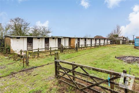 2 bedroom bungalow for sale, Risebridge Chase, Romford, RM1