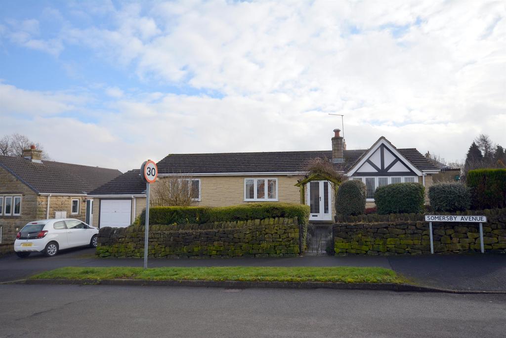 Somersby Avenue, Walton, Chesterfield, S42 7LY 3 bed detached bungalow