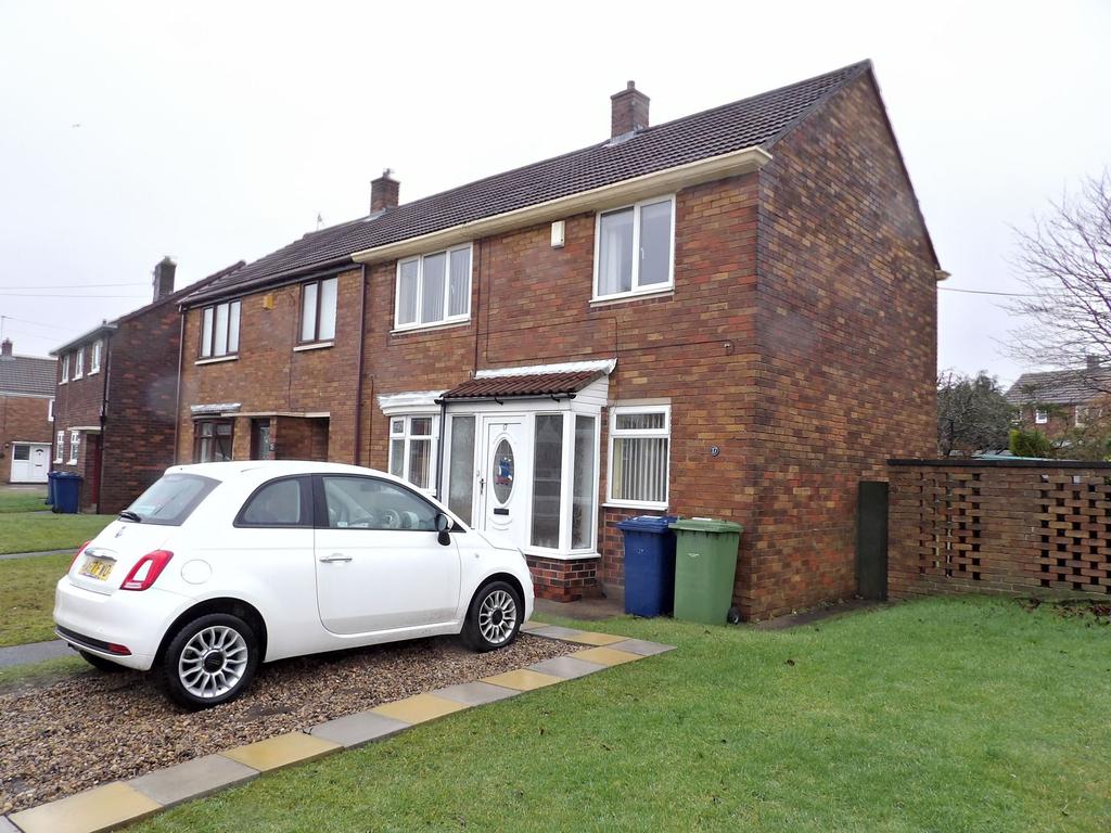 Bisley Drive, South Shields, Tyne and Wear, NE34 0PY 2 bed semi