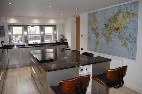 5 Bluebell Walk, Luddenden, Halifax, HX2 6RW