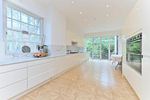 5 bedroom detached house to rent - The Bishops Avenue, London