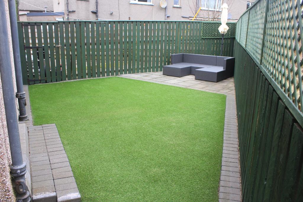 12 Mc Lellan Gardens, Dalbeattie DG5 4 BX - Grieve G